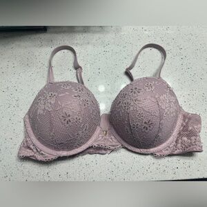 Victoria's secret push up bra 38B
